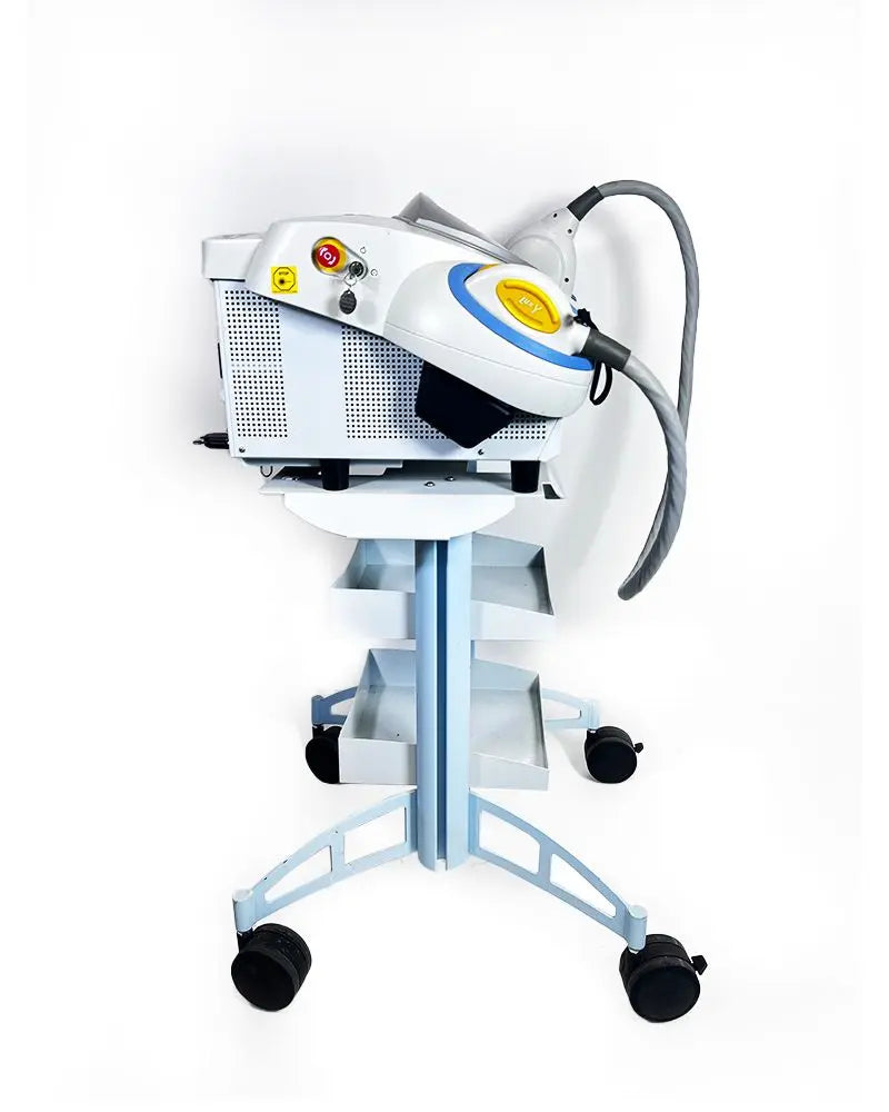 2006 Palomar StarLux 300 IPL Aesthetic Skin Resurfacing System LuxY LuxG