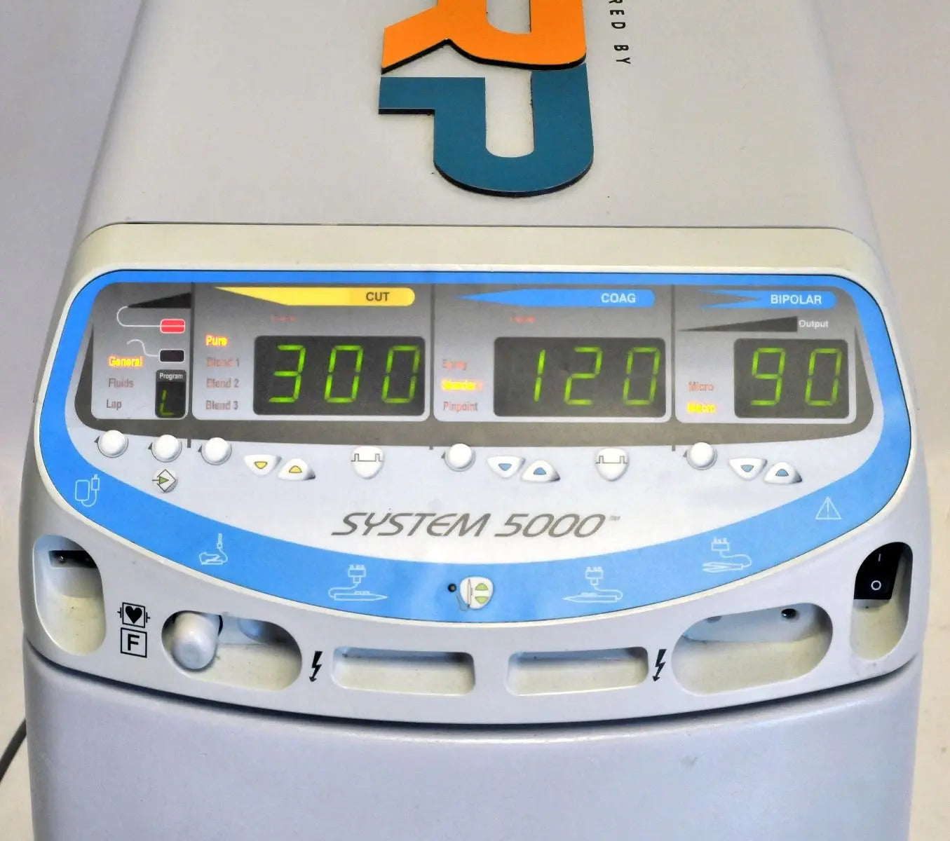 Conmed SYSTEM 5000 ElectroSurgical Generator General Surgery ESU w/Handpieces