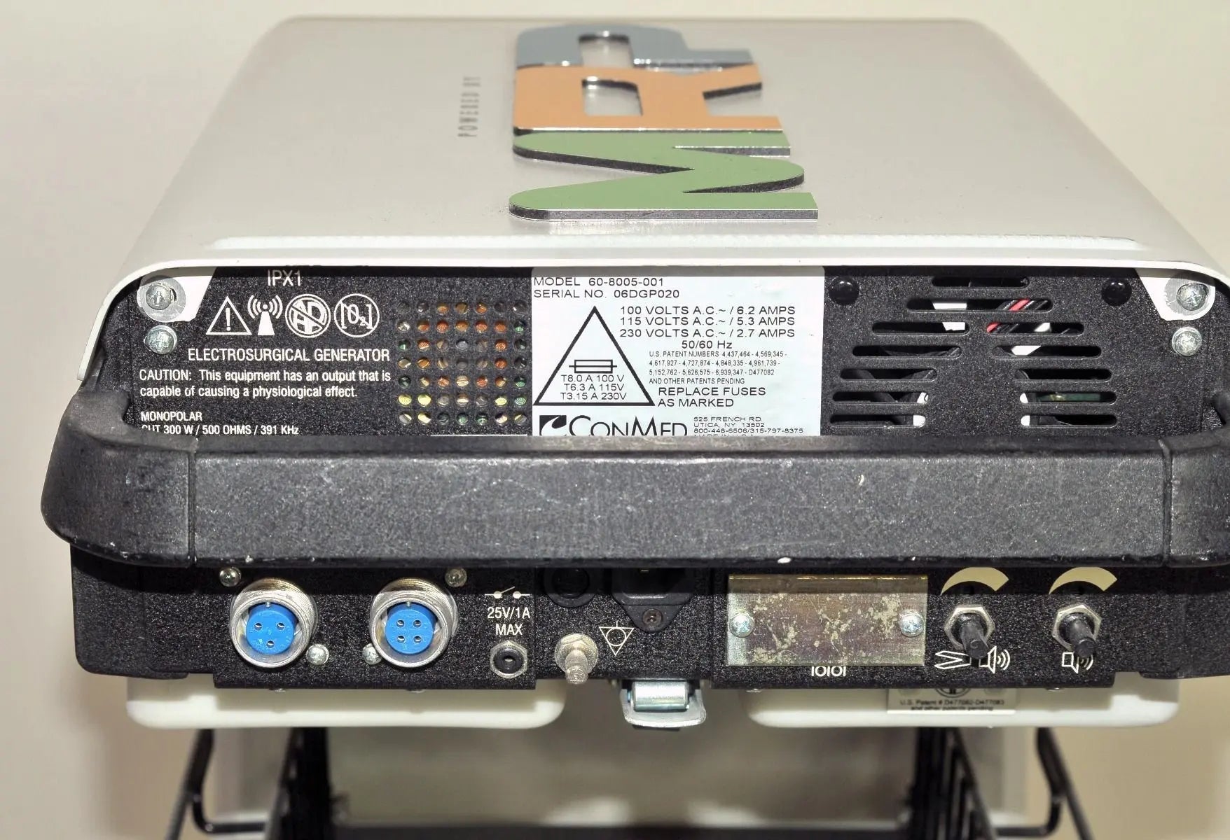 Conmed SYSTEM 5000 ElectroSurgical Generator General Surgery ESU w/Handpieces