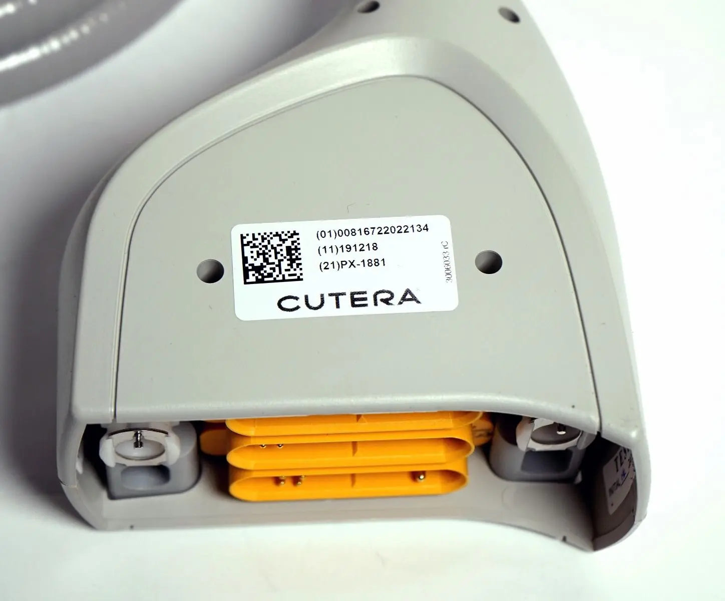 Cutera ProWave LX IPL Laser Handpiece Hair Removal Hand Piece HR 7001049 0 Shots