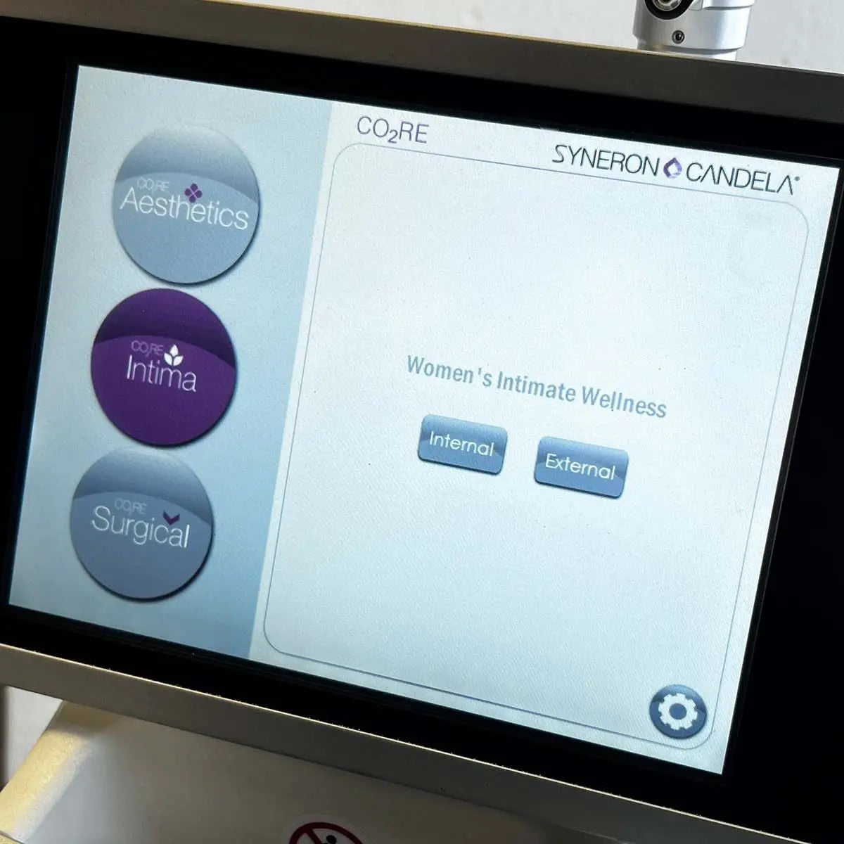2017 Syneron Candela CO2RE Intima CO2 Laser Skin and Vaginal Rejuvenation System Candela