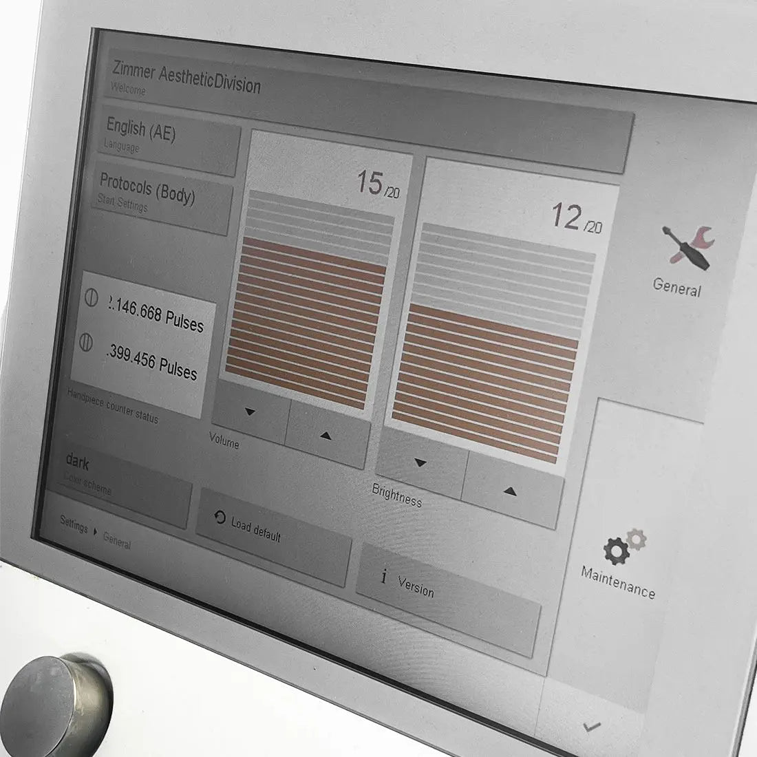 2016 Zimmer ZWave Pro Cellulite Treatment Body Contouring System 2.1m Pulses 399k Pulses