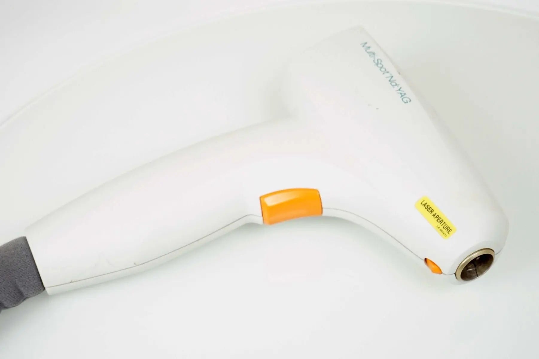 2014 Lumenis M22 Multi-Spot Nd YAG 1064 nm Laser Handpiece RSA6570000 Hand Piece