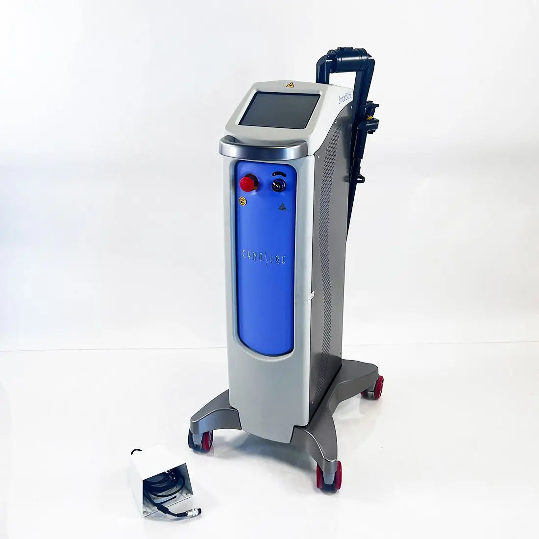 2014 Cynosure SmartSkin+ Plus Fractional CO2 Laser Skin Resurfacing Rejuvenation Cynosure