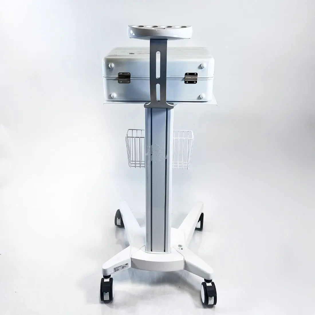 AeroLase LightPod Neo Elite MicroPulse 1064-XT Dermatological Laser with Cart Sol International Medical