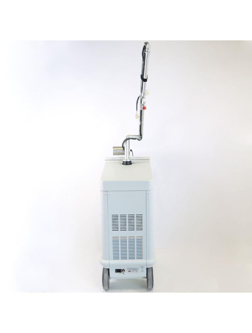 2015 Focus NaturaLaseEr Erbium 2940 Variable Laser Vaginal Rejuvenation System