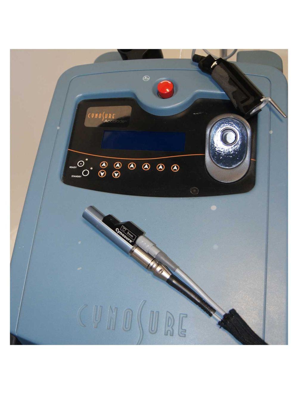 2008 CynoSure Accolade Alex Laser Hair Tattoo Removal System 100-7008-010