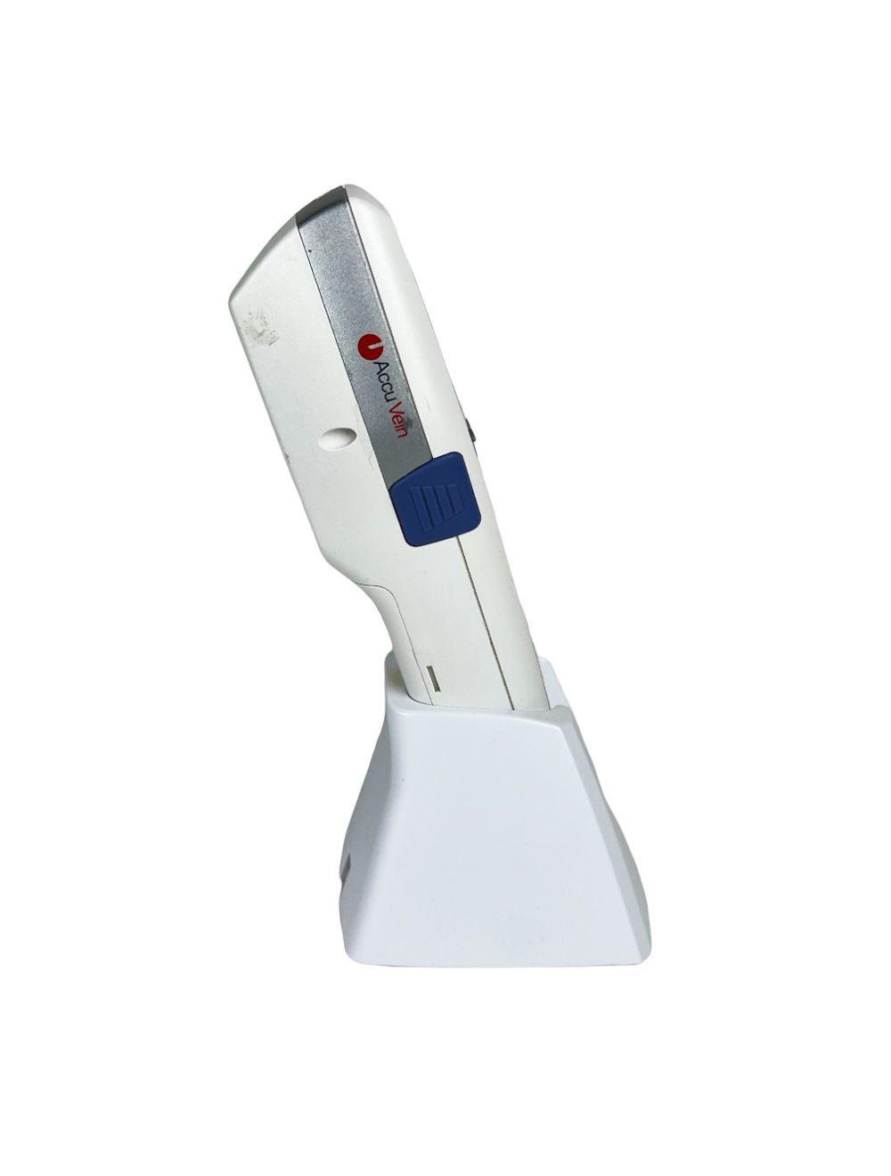 AccuVein Handheld Laser Portable Vein Finder Illumination AV300 Loaded Kit