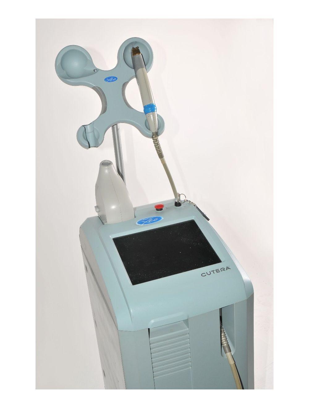 2004 Cutera XEO Laser System IPL Nd:YAG 1064 Hair Removal HR