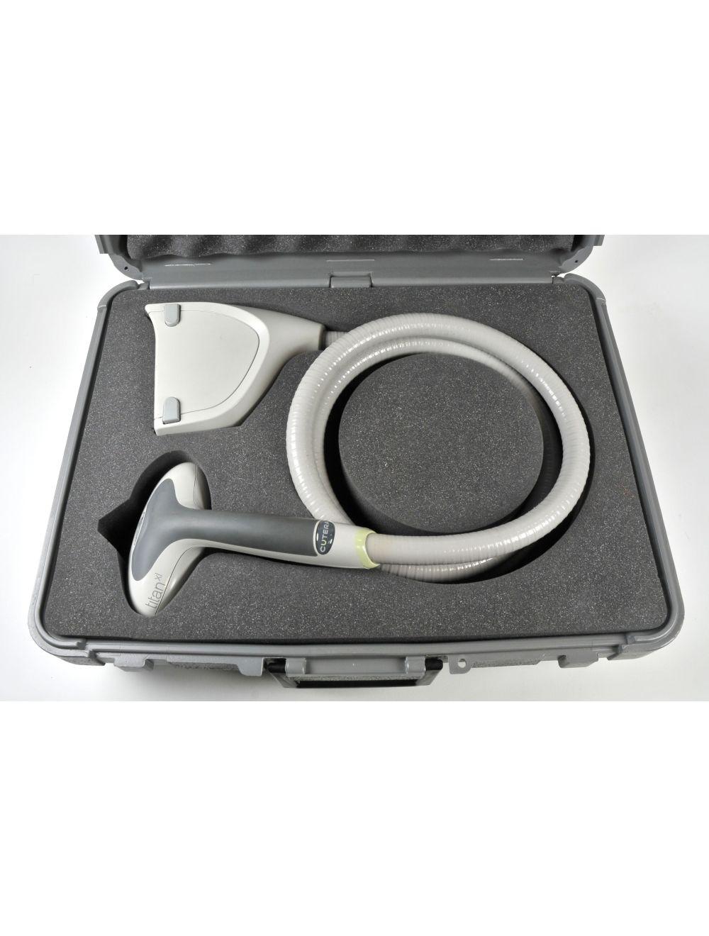 2008 Cutera Xeo Skin Resurfacing Rejuvenation Nd:YAG Laser System US220XEO