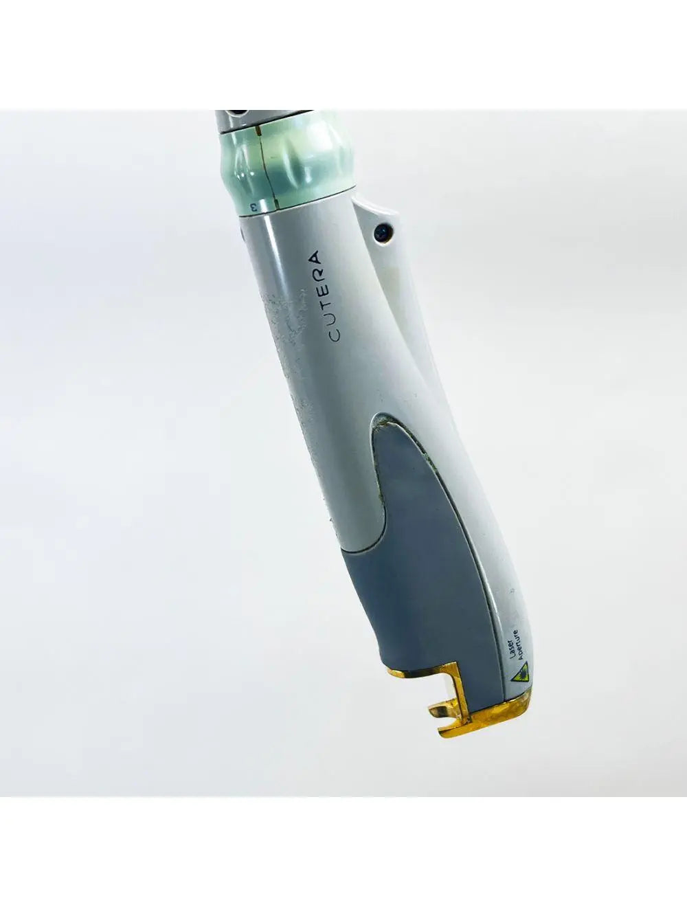 2005 Cutera Altus CoolGlide RVantage 110 Vantage Nd YAG 1064 Hair Removal Laser