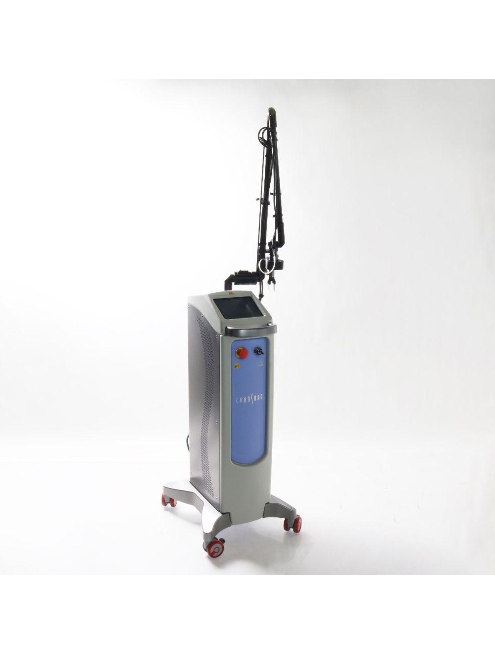 2014 Cynosure SmartSkin+ Plus 30W Fractional CO2 Laser Aesthetic Surgical