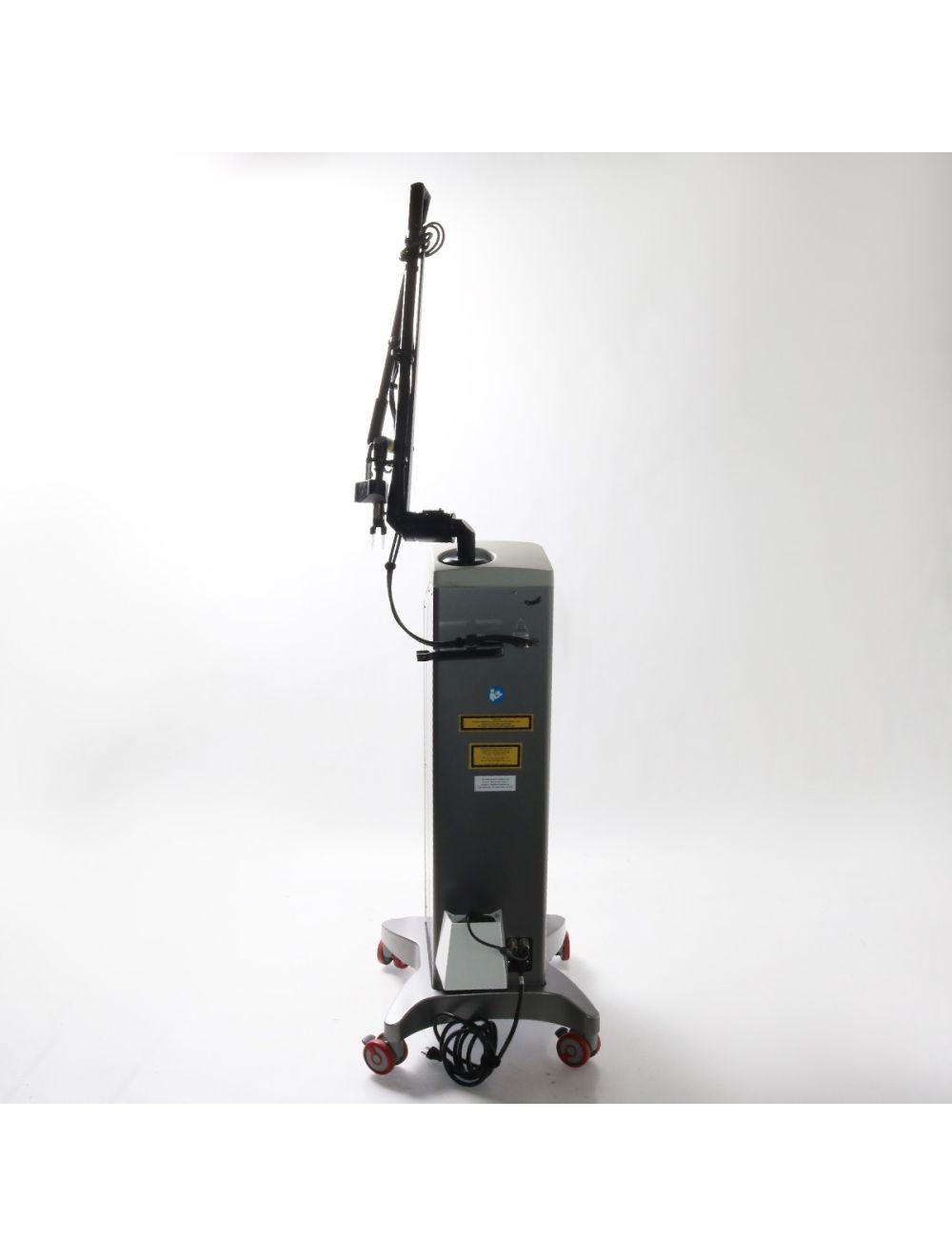 2014 Cynosure SmartSkin+ Plus 30W Fractional CO2 Laser Aesthetic Surgical