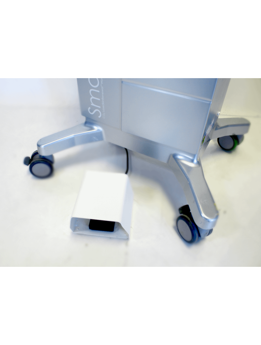 2011 Cynosure 30W Affirm CO2 Ablative Wrinkle Laser Skin Rejuvenation Tightening