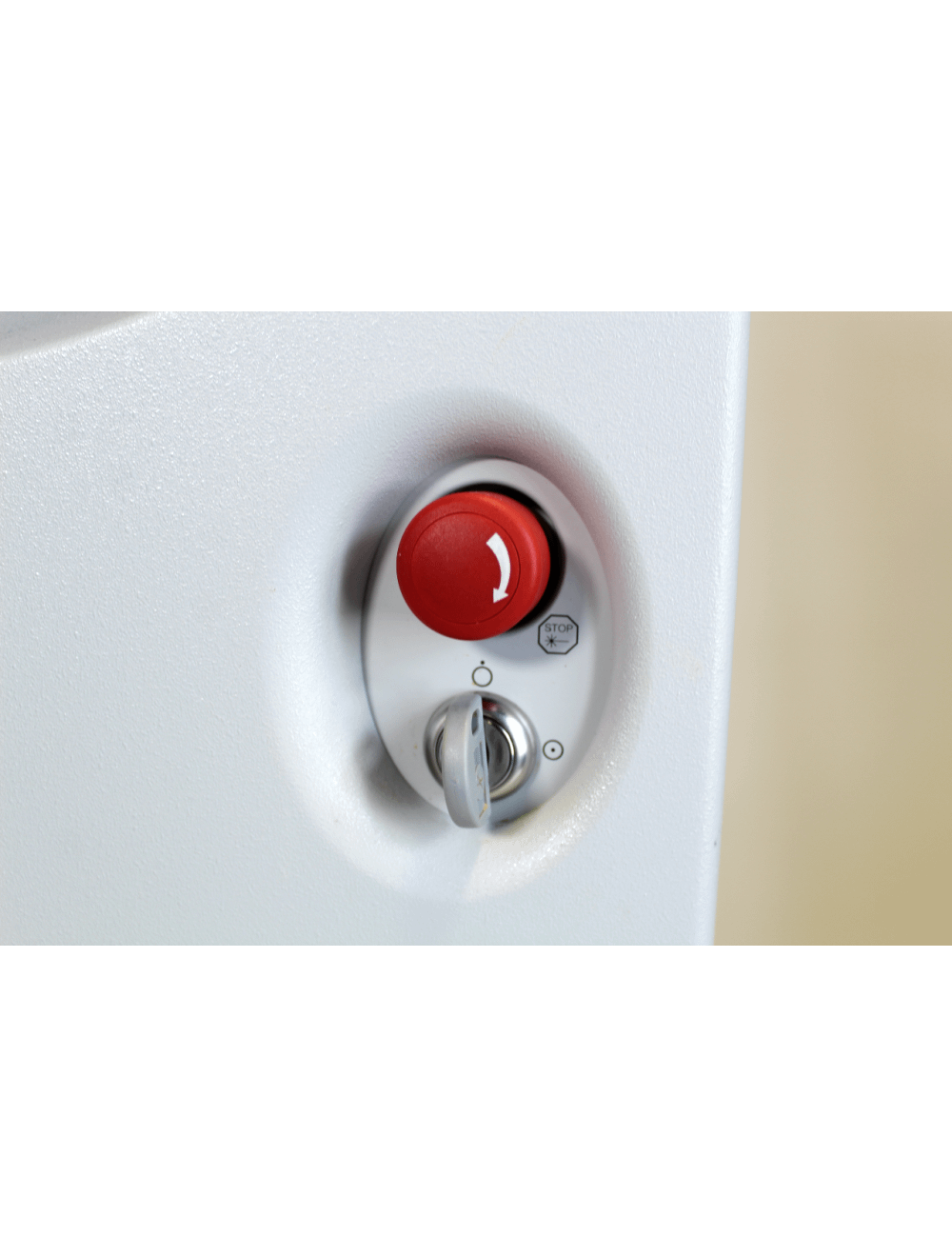 Lumenis LightSheer SC Diode 810 Hair Removal Laser System 9x9 mm HR LightSheer