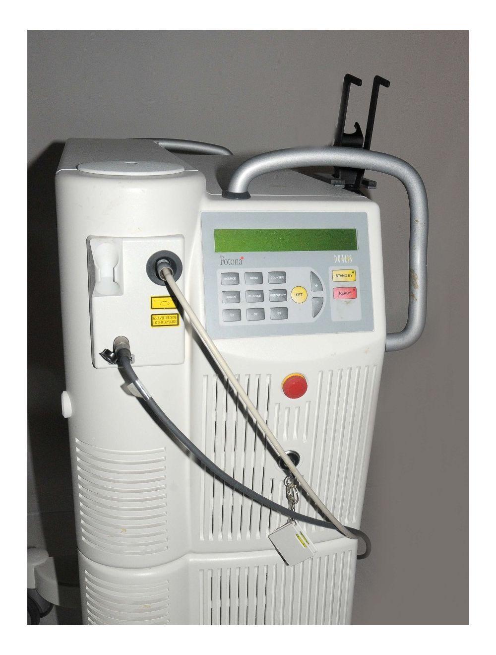 2004 Fotona Dualis Nd:YAG Fidelis M001-9F 1064 nm Laser Acne Scar Hair Removal