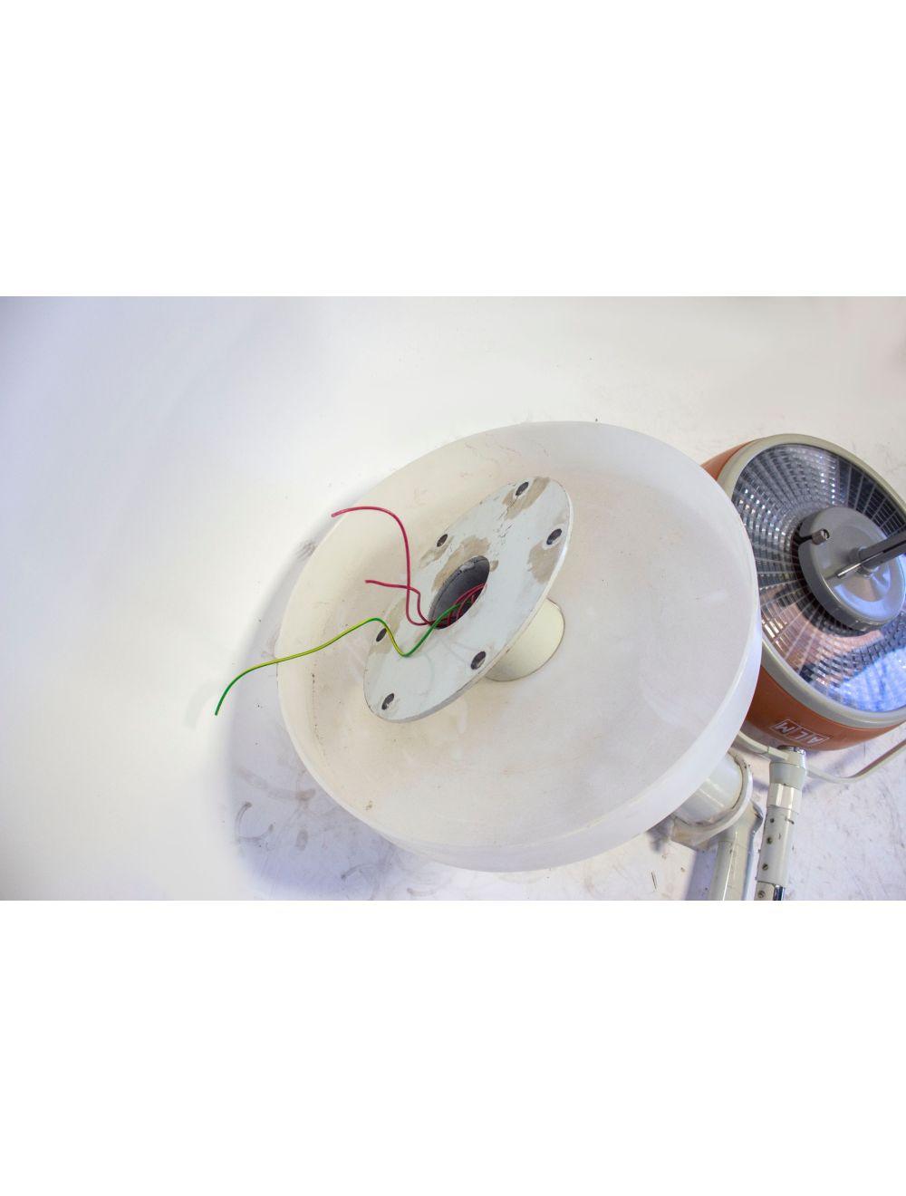 ALM ECL 152 Lamp Surgical Procedure Exam O/R Overhead Clinical Ceiling Light