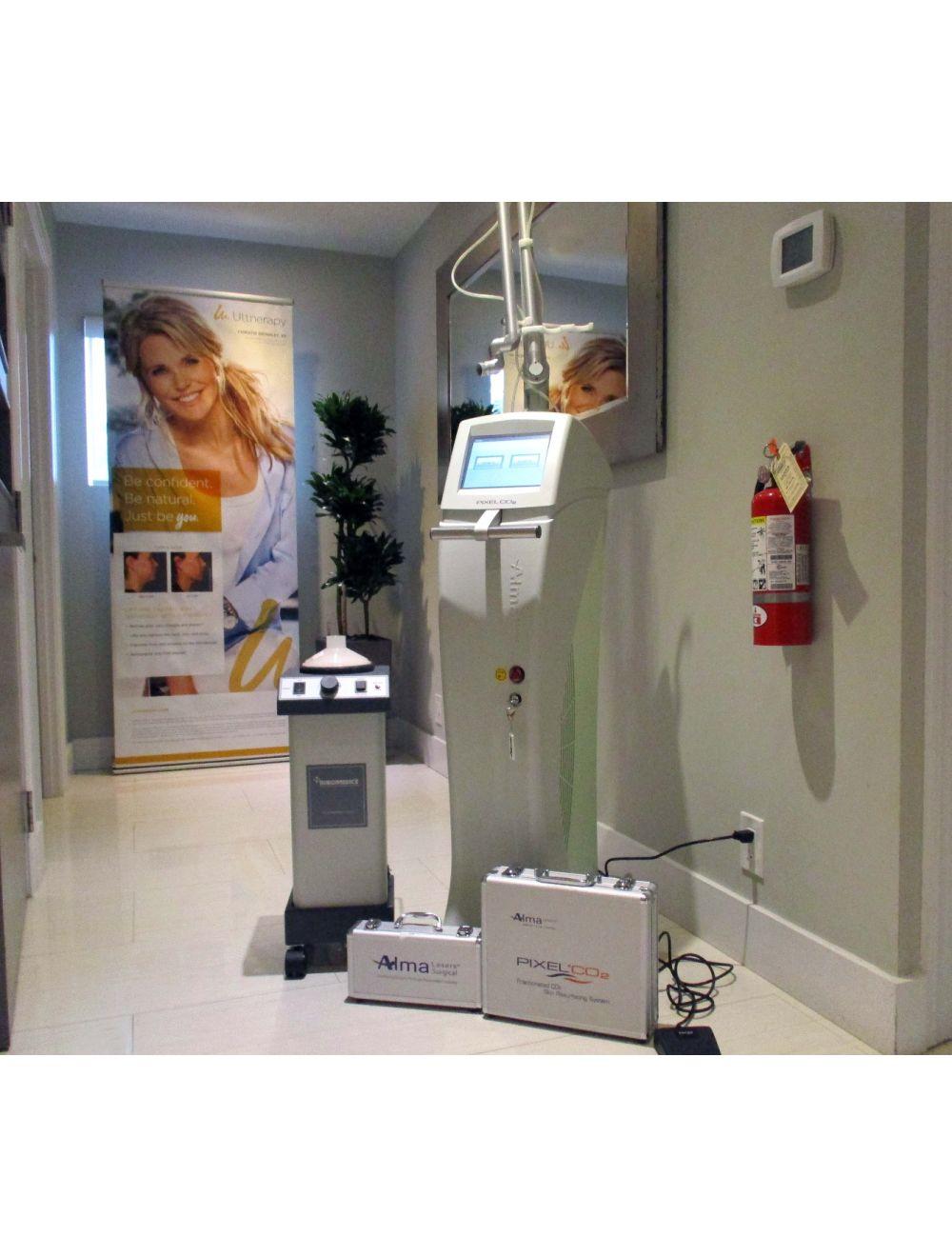 2009 Alma Pixel CO2 Laser FemiLift Fractional Vaginal Resurfacing Surgimedics