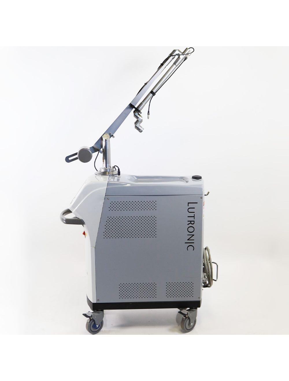 2012 Lutronic Spectra Dual Pulsed Nd Yag Laser Class IV Tattoo Removal System