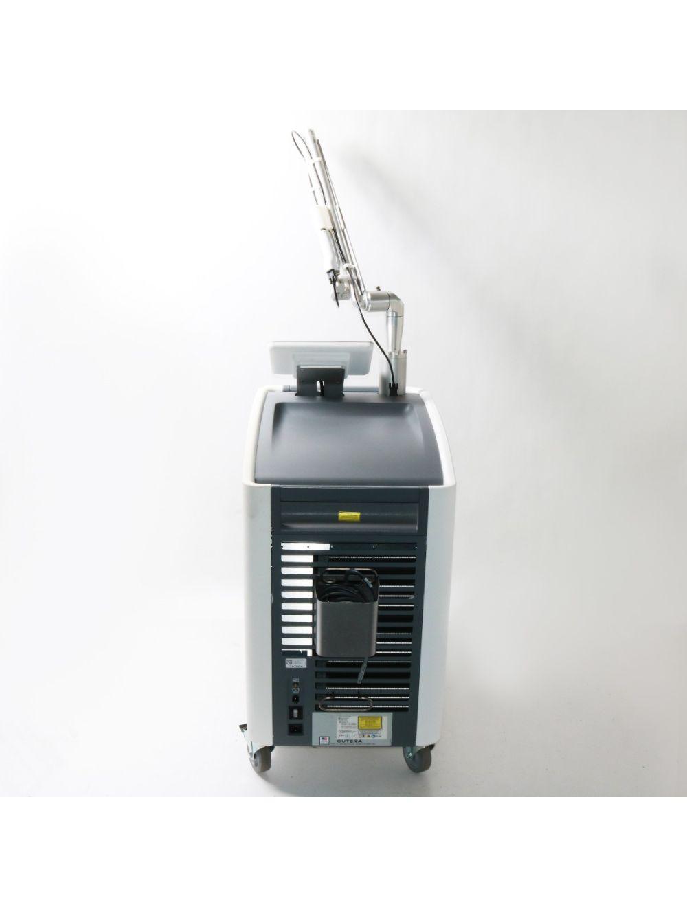 2017 Cutera Enlighten III 3 Picosecond Pico Tattoo Pigment 532 1064 670 Laser