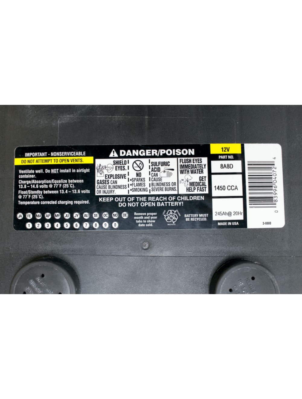 2000 Watt Pure Sine Inverter Charger 12Vdc to 120Vac Output and Battery