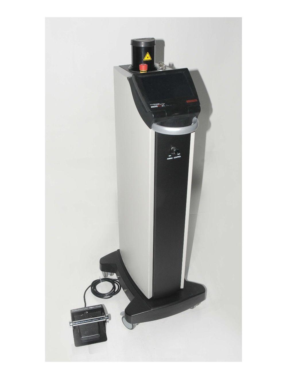 2008 Lutronic Surgical CO2 Laser eC02 Mosaic Skin Fractional Wrinkle Scar Lesion