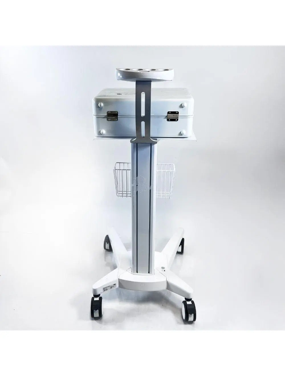 AeroLase LightPod Neo Elite MicroPulse 1064-XT Dermatological Laser with Cart Sol International Medical