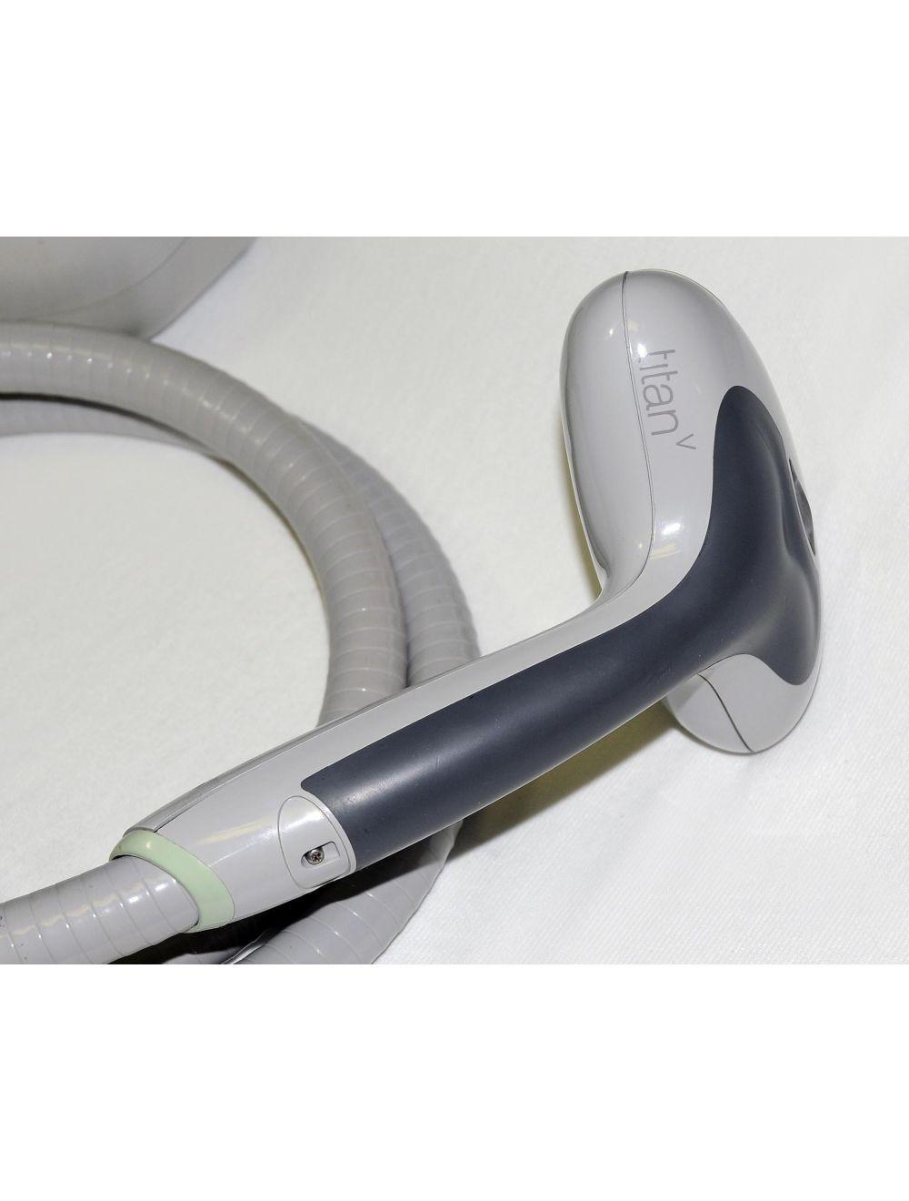 Cutera Titan V Handpiece Xeo Coolglide Laser IPL Wrinkles Acne Scars - NEW LAMP! image 2