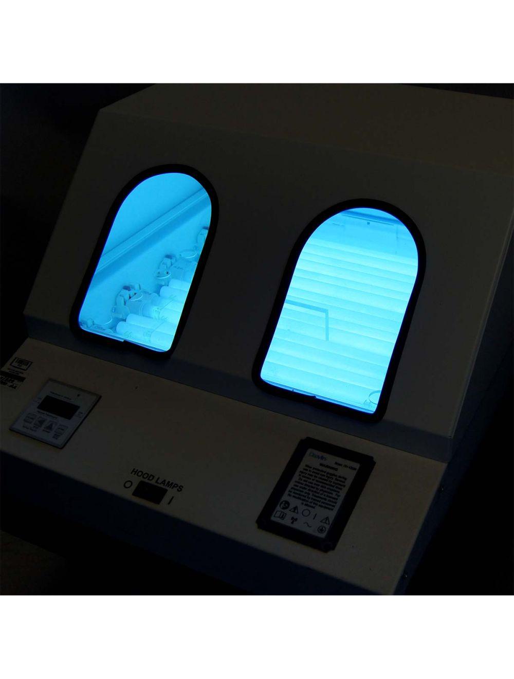 Daavlin M Series Phototherapy Light Therapy Hands and Feet Duo Light-Boxes Unit image 3