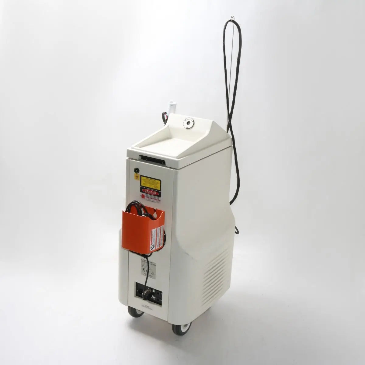 2000 NewStar CoolTouch Dermal Ablative Nd YAG 1320 nm 6W Laser Cool Touch CT130
