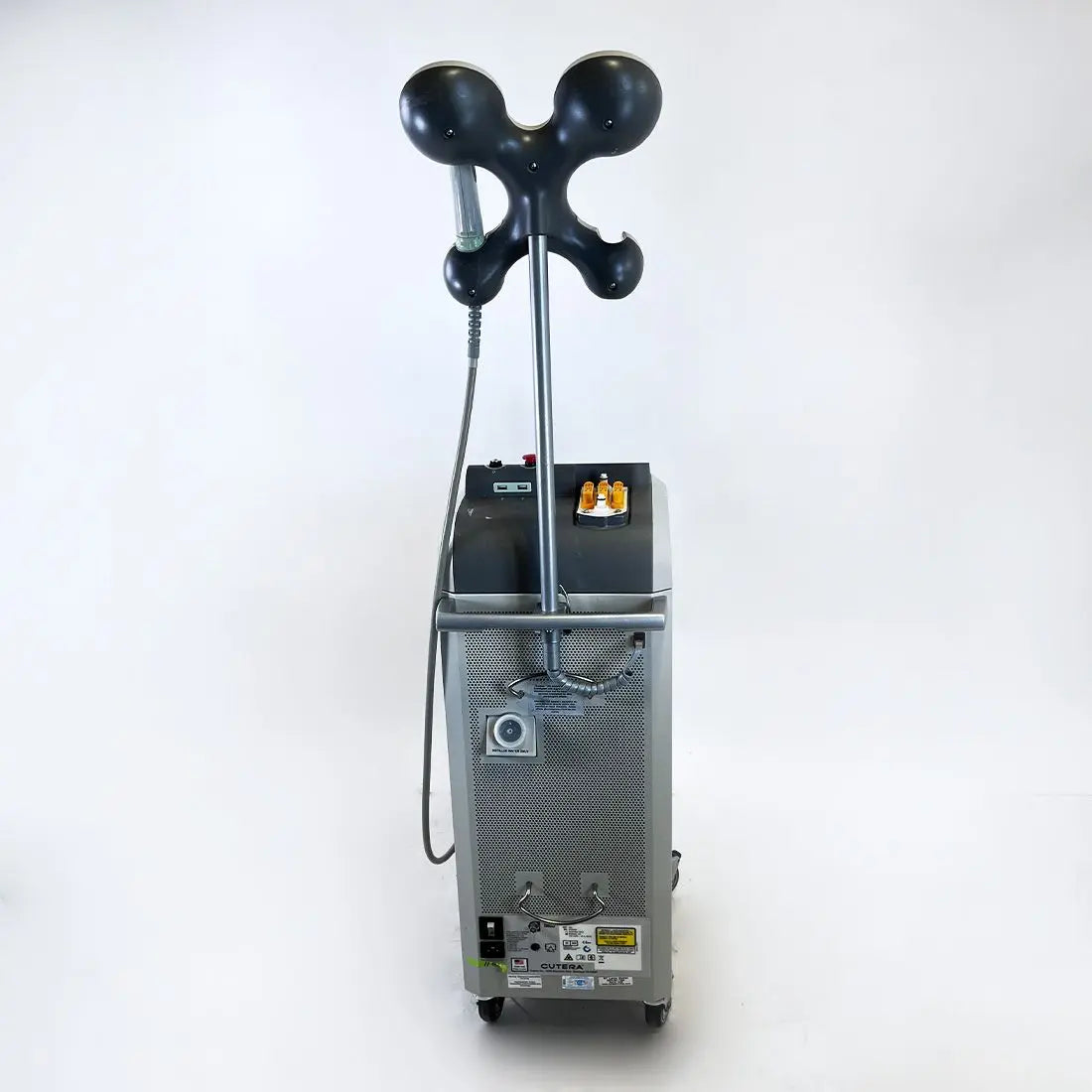 2012 Cutera Xeo Nd:Yag 1064 Laser System Nd Yag Handpiece Skin Acne Scars Cutera