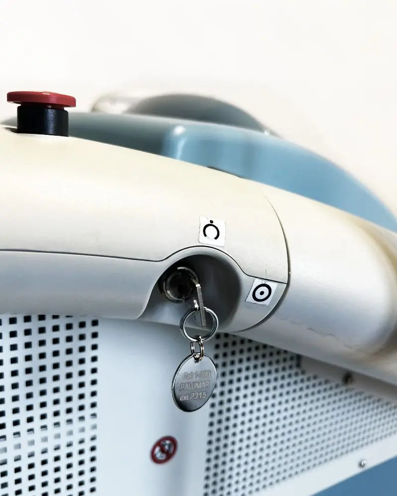 2011 Palomar Aspire SlimLipo 40-Watt Nd:YAG Body Sculpting Laser System